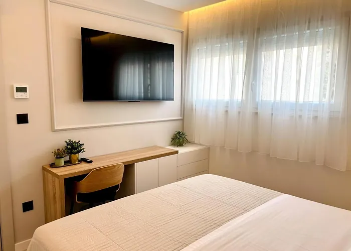 Marthinis Luxury بيت ضيافة 4*