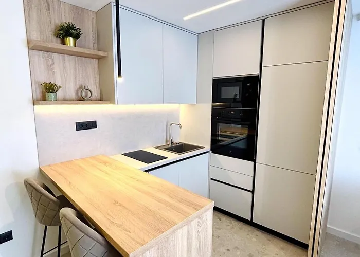 Marthinis Luxury سبليت